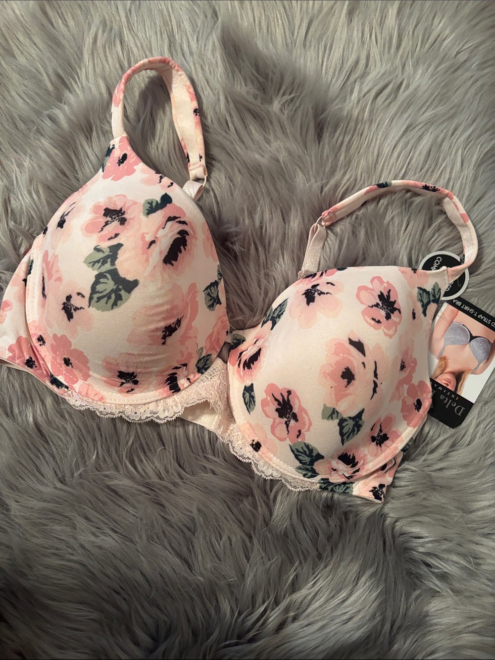 Delta Burke Floral Lace-Trim Bra
